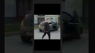 Got an Error printing Hello Word Jokes