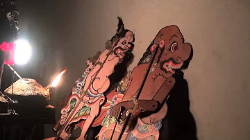 BALI PUPPETS SHADOW THEATER UBUD WAYANG KULIT THEATRE D'OMBRES
