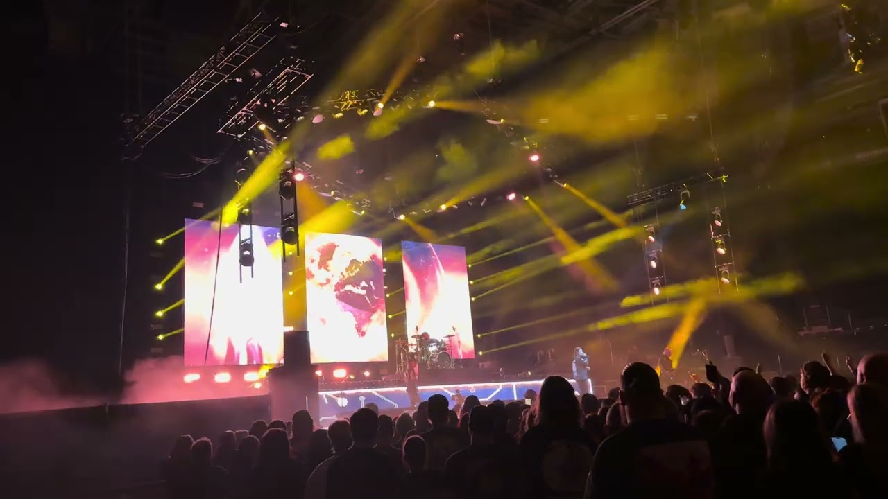 Scoring the end of the world - Motionless in White live at the Nottingham Motorpoint Arena 6/2/26