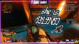 chilling on my phone and she was blind