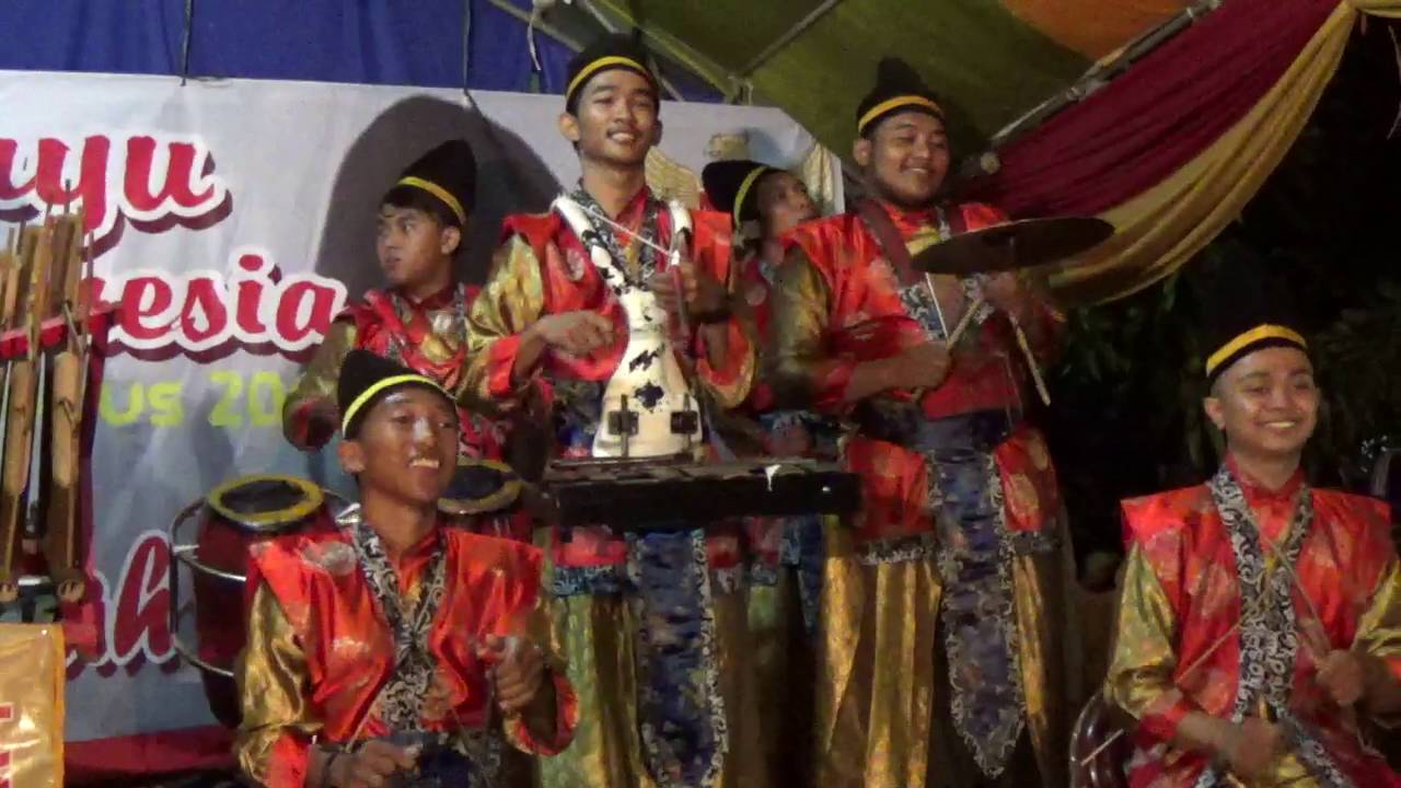 Juara 2 di gemurung Gedangan @MUSIC PATROL KENONGOSARI PEPELEGI WARU SIDOARJO