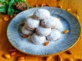 Snowball Cookies / Mexican Wedding Cookies / Snowball Almond Cookies / Home Baking