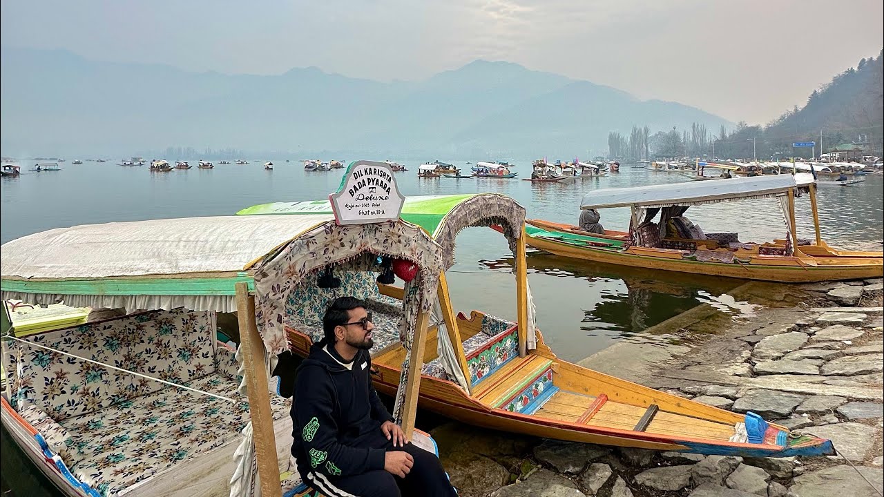 Dal Lake Kashmir | Shikara Ride, Houseboat & Floating Market
