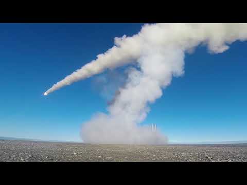 Vídeo: Iniciando um foguete no espaço. Os melhores lançamentos de foguetes. Lançamento de um míssil balístico intercontinental