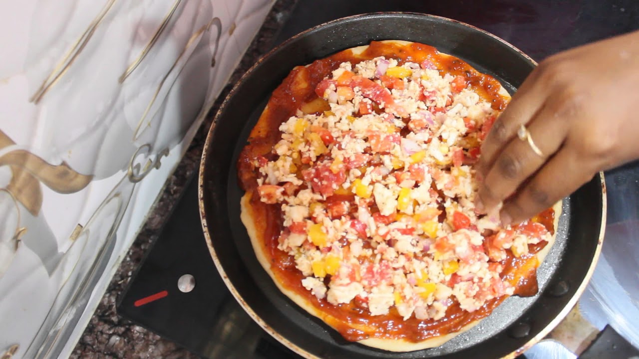 Indian Mom Afternoon Lunch Special Paneer Extra Cheesy Pizza Without Oven/No Yeast/Amulya's Kitchen