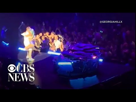 Lady Gaga falls off stage in Las Vegas