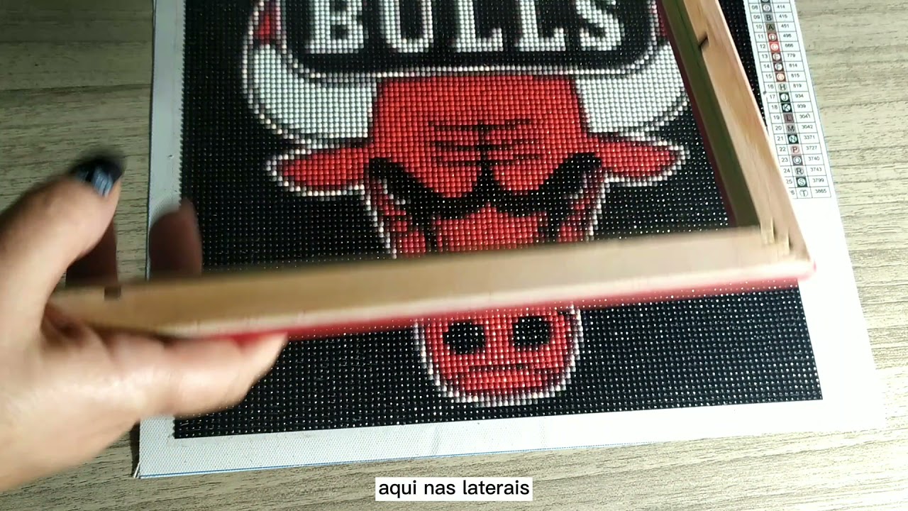 Finalizando e emoldurando a tela de pintura diamante do Chicago Bulls