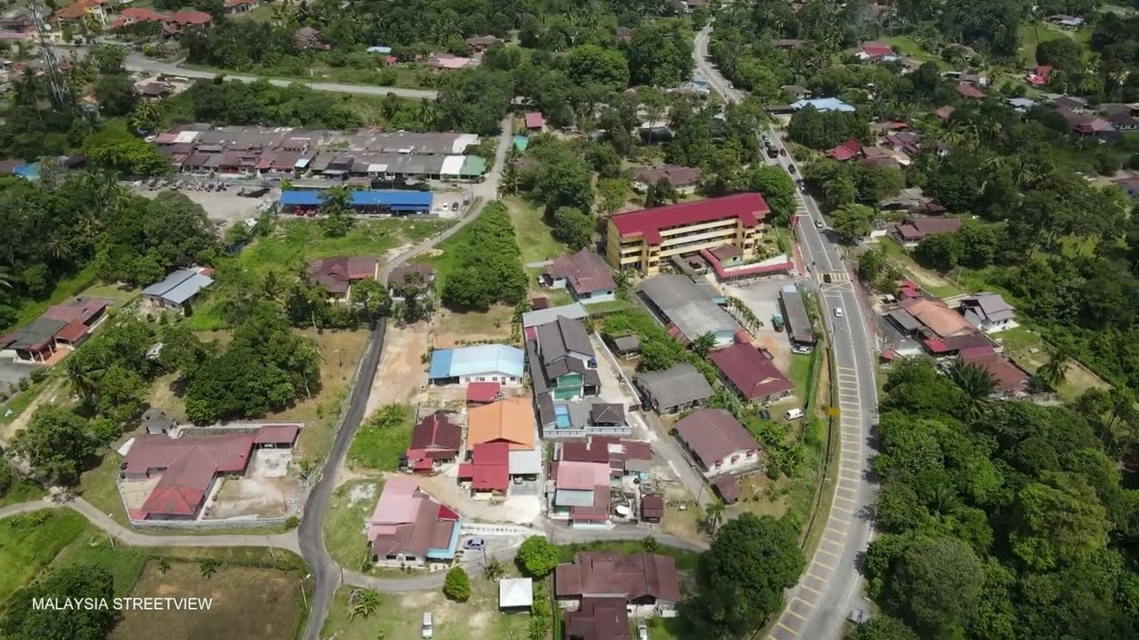 Bukit Beringin Masjid Tanah