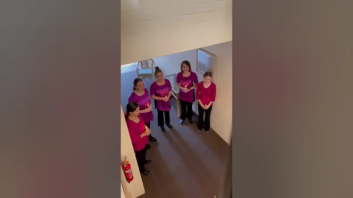 Australian Girls Choir Community Carolling Fundraiser for Girls from Oz
