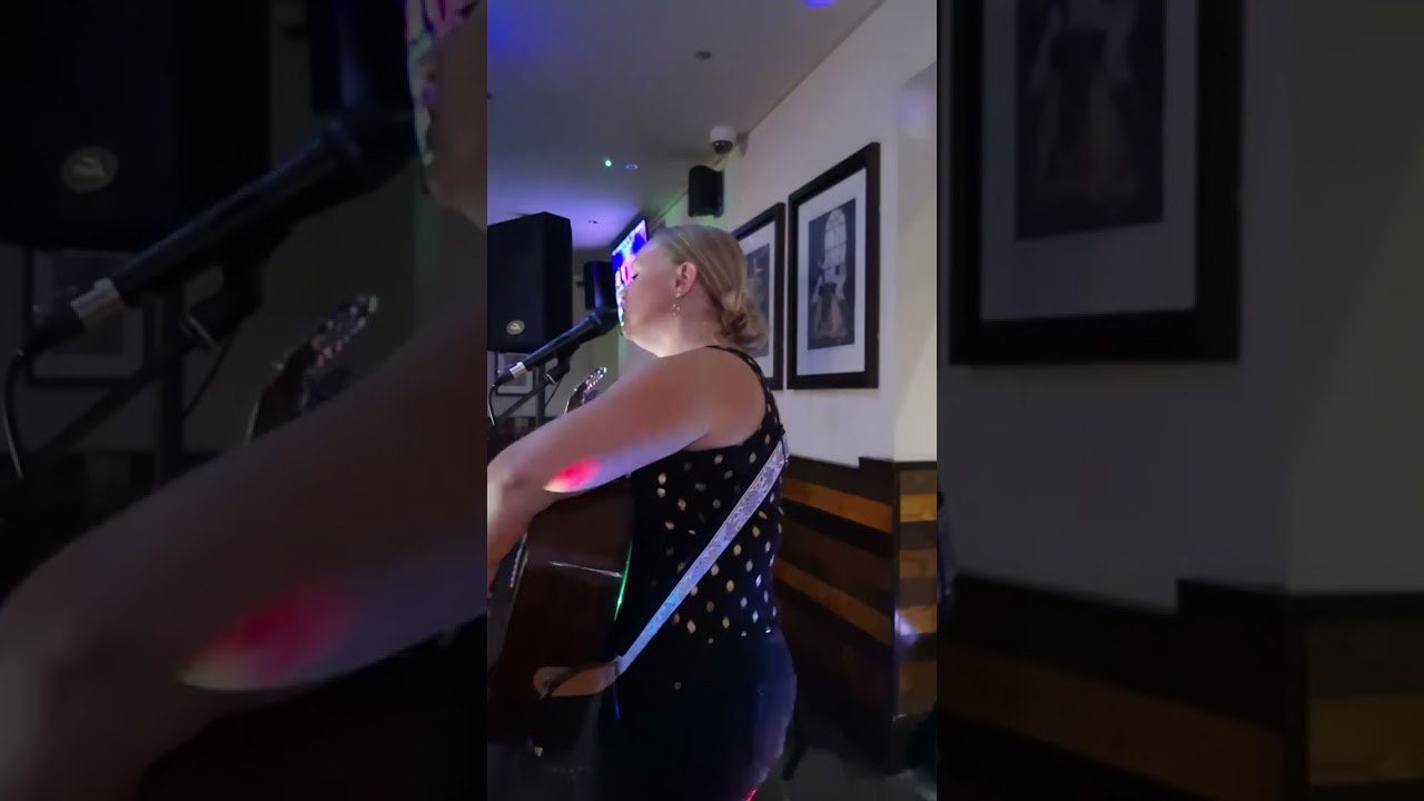 Hannah Marshall Music - Pink Pony Club (Chapel Roan) COVER