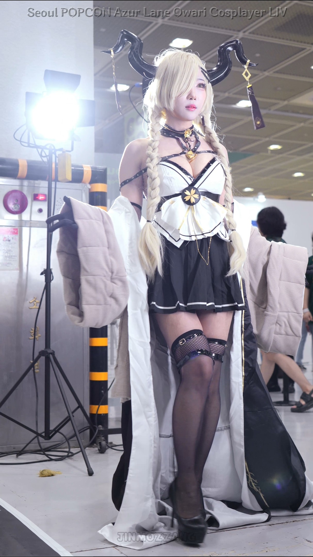 アズールレーン 尾張 コスプレイヤー - YouTube