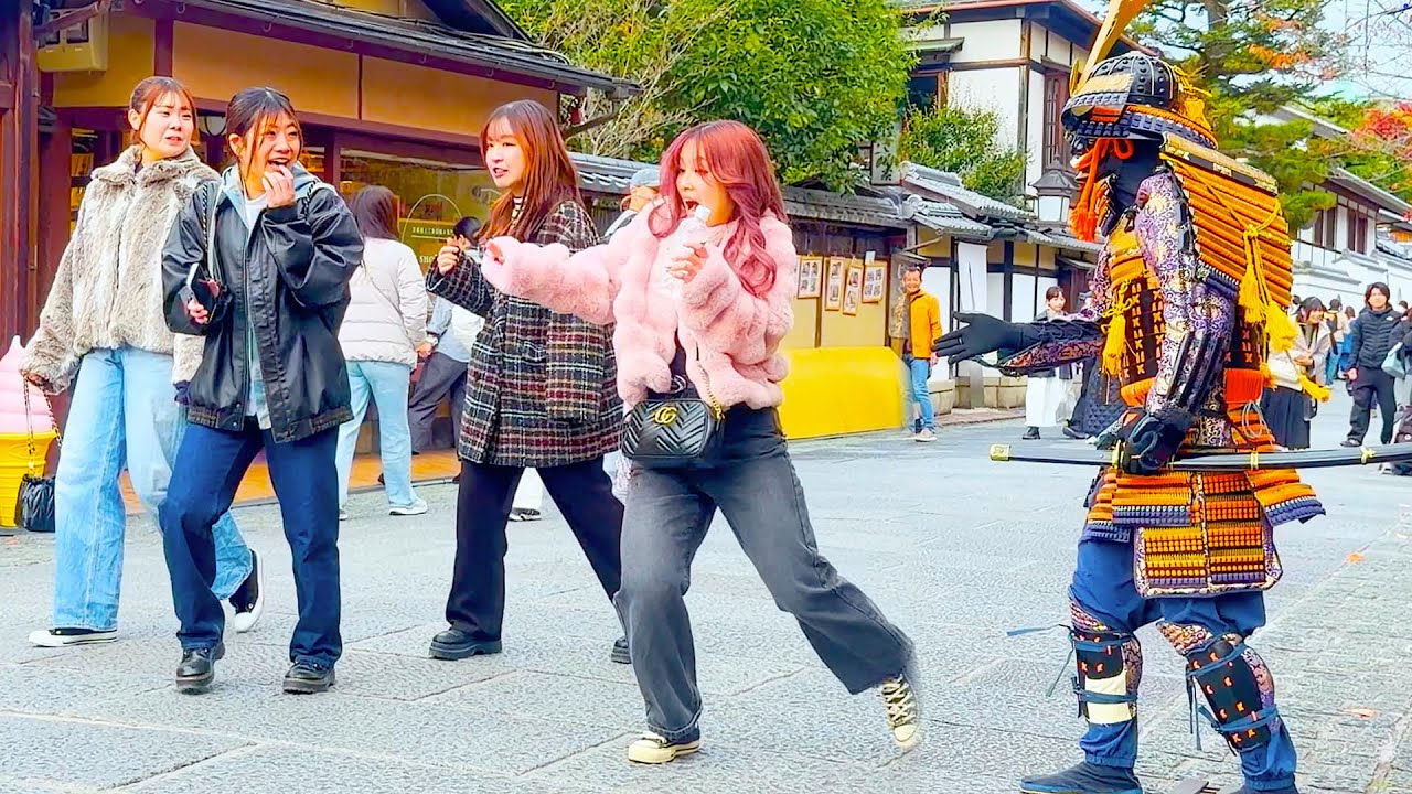 #137 SAMURAI Statue Prank in Kyoto Japan | Awesome Shogun Mannequin prank reactions Kiyomizu Temple