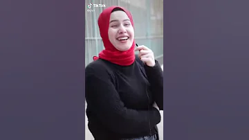 انت بتحب مراتك ياحاج والله ابدا 