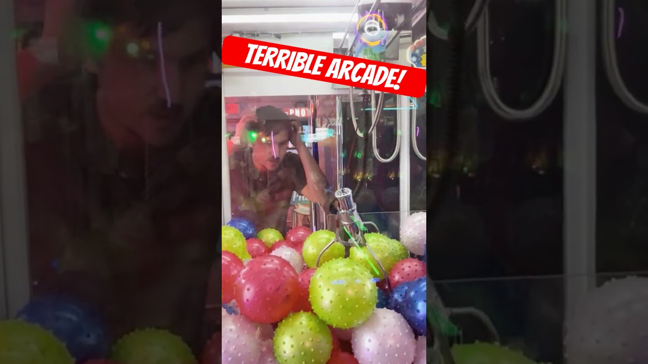 HORRIBLE Arcade At Ice cream shop! #shorts #clawmachine #cranegame #arcadegame