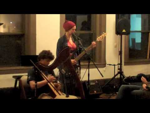 Ellie Davis & Zach Adinolfi: "Ain't No Sunshine" @...