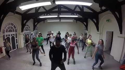 Samba no Pé Dance Class at London School of Samba