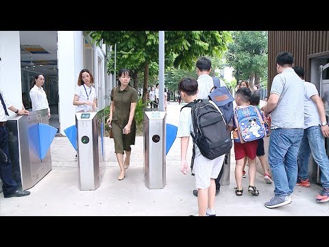 Video Các trường có dịch vụ đưa đón học sinh cần quy định rõ... - YouTube