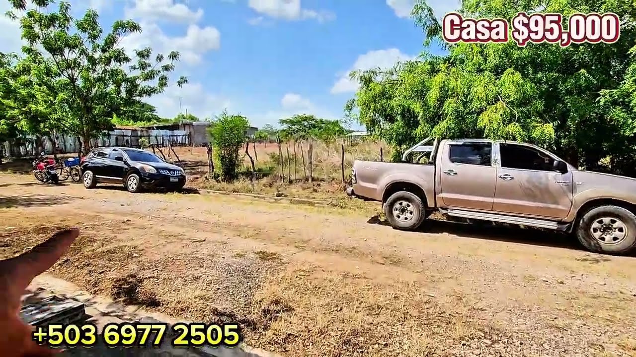 Se vende Casa en San Miguel,  salida a Santa Rosa de Lima
