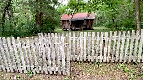 Parkers Hollow One Room Schoolhouse, Susie Nichols...