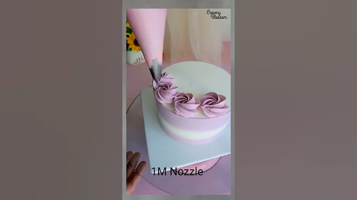 Simple Cake Decorating Ideas #cake #cakedecorating #cakedesign #shorts #shortsvideo #short