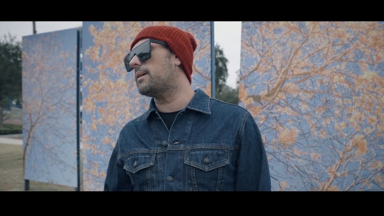 TINTO, Me Cuesta (Official Video)