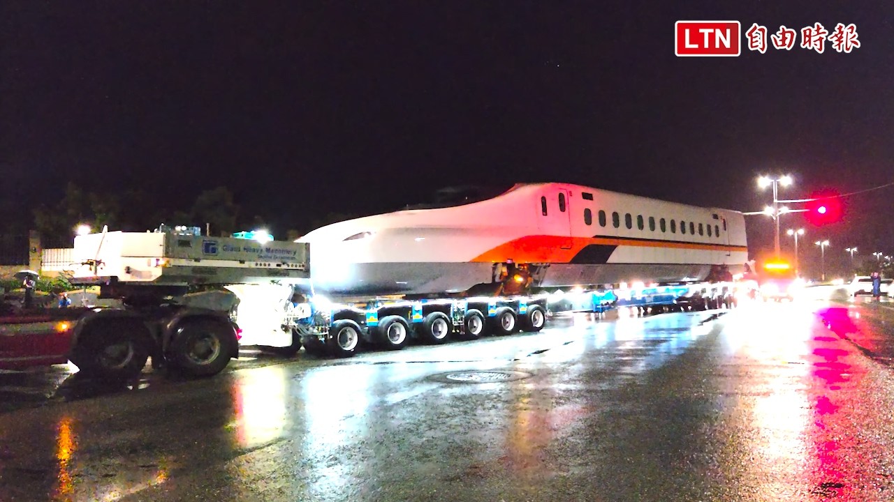 圖輯》高鐵第一批新世代列車「N700ST」 12節車廂全數抵燕巢機廠