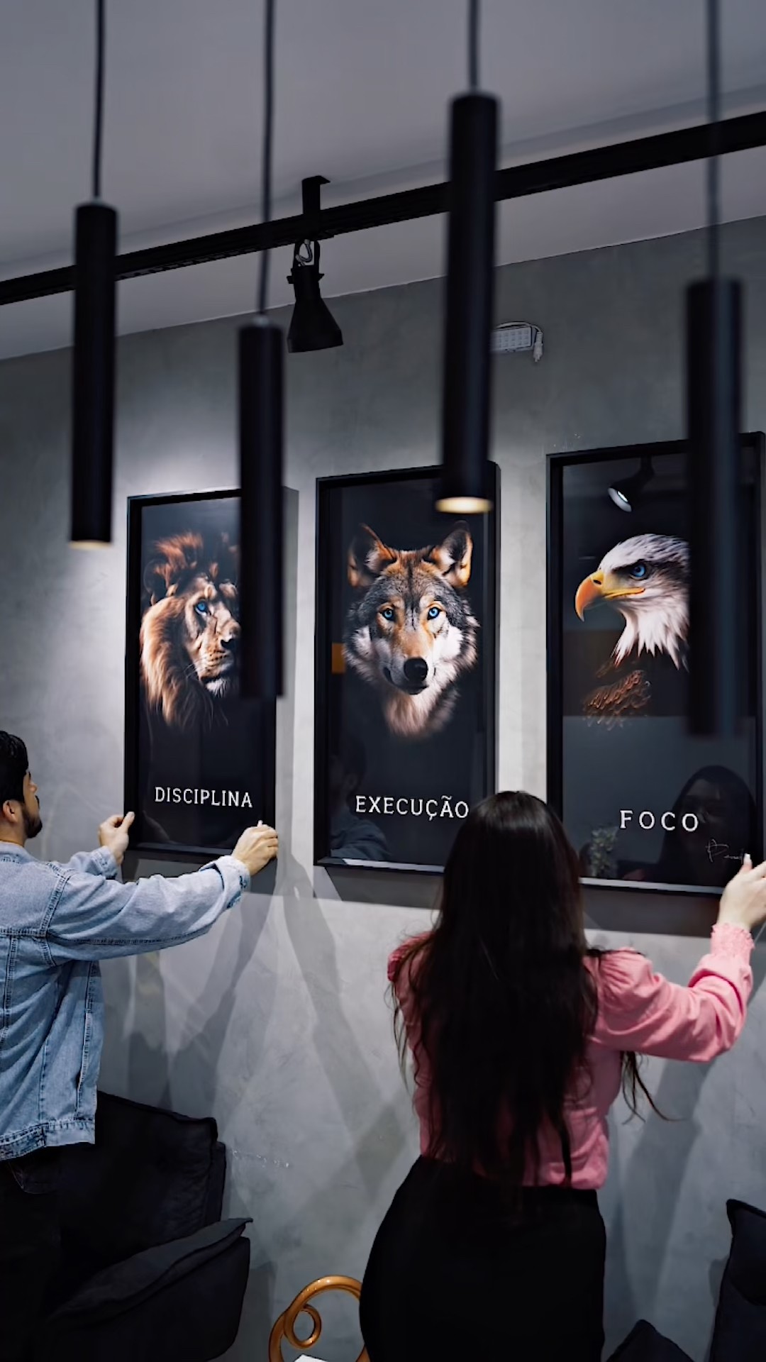 Depoimento de Quadros Decorativos em vídeo