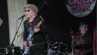 Video thumbnail of "Debbie Davies - Scratches - Live"