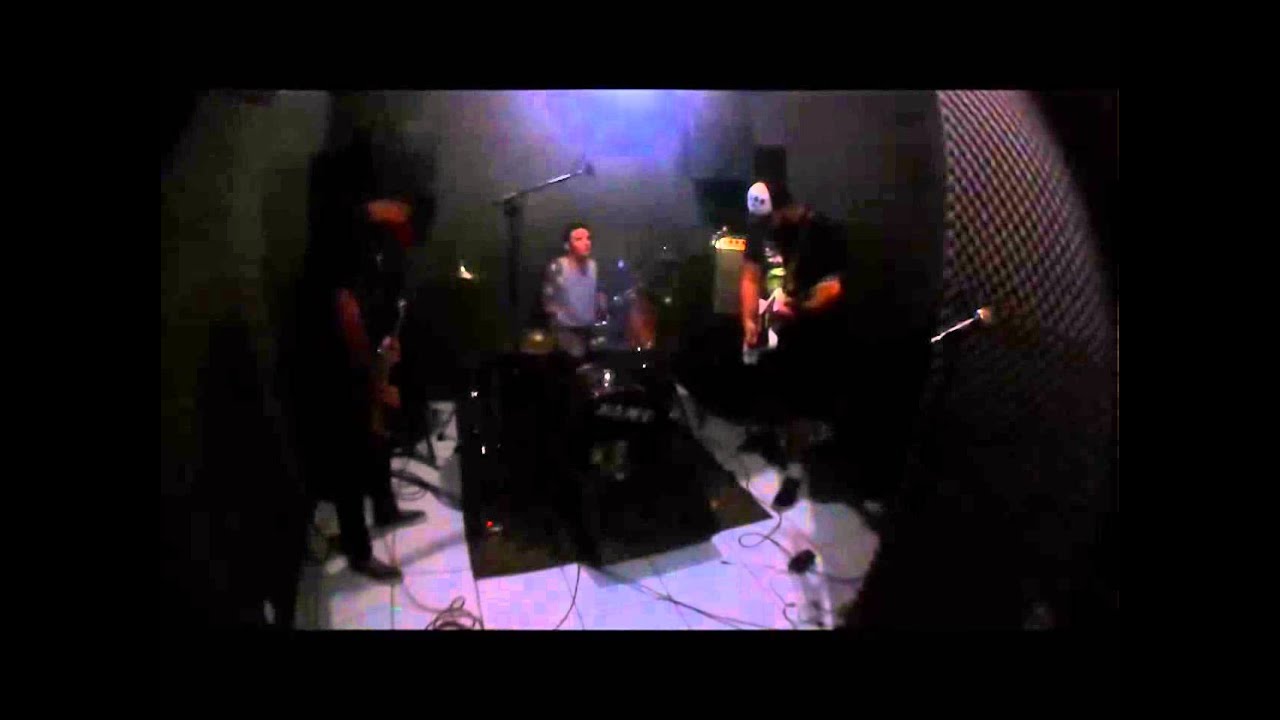 Guarda Os Gatunos - Batman Theme su YouTube Guarda Os Gatunos - Batman Theme su YouTube