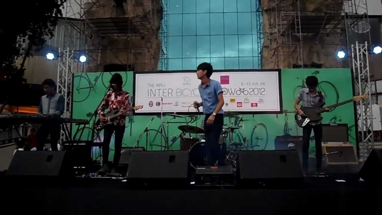 Sunny Parade - Sunday Morning (Cover) @ The Mall Inter Bicycle Show 2012