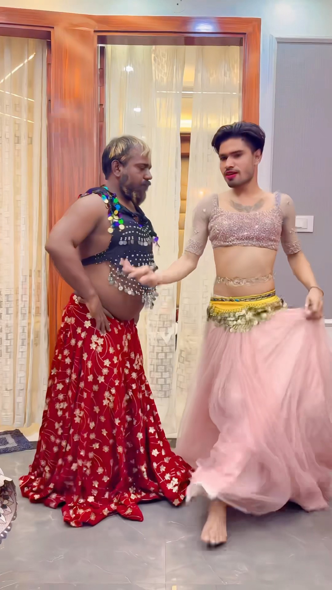 Kiska dance acha laga??