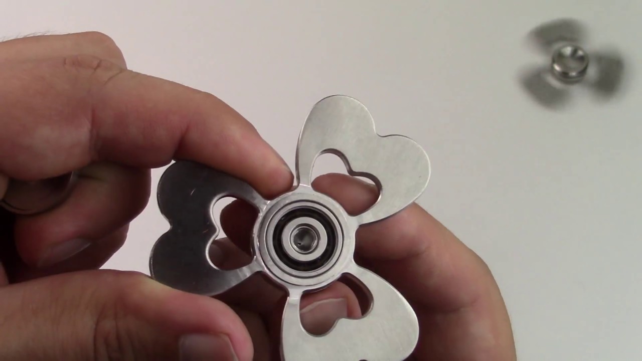 Clover Spinner Review by Fidget Boss - Adult ADHD Toy 606 Hybrid Ceramic Bearings