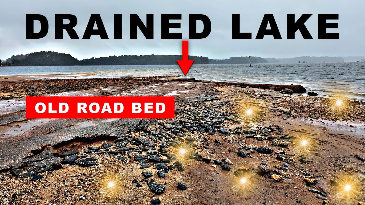 ОСУШЕННОЕ озеро обнажает затопленный участок дома, НАПОЛНЕННЫЙ невероятными находками!