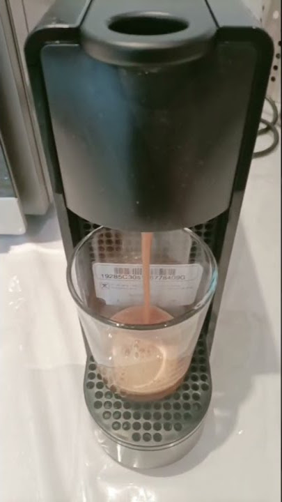 Puti: Nespresso coffee machine