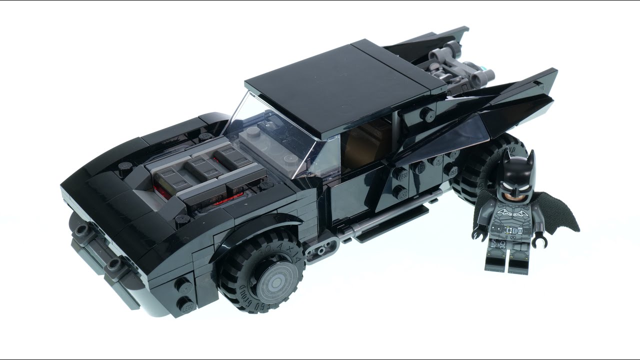 The Batman Batmobile - LEGO Batman 76332 LEGO Speed Build