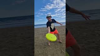 Flying Disc Freestyle! #beachlife #frisbee #freestyle