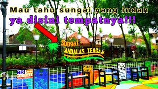 Wajah baru Sungai Andalas,  wisata asik ditepi sungai dengan dikelilingi pohon yang rindang.