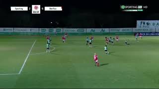 ALÍCIA CORREIA perde CHRISTY UCHEIBE em 5 segundos e UCHEIBE faz assistência para golo.