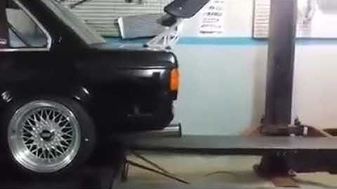 BMW E30 anti lag dyno