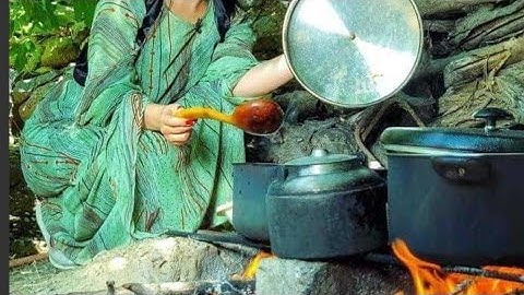 أشهى طيبية لحم فوق العواد وسط طبيعة البادية 🇲🇦🔥لحم_فوق_العواد #البادية_المغربية #طبخ_تقليدي
