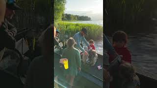 Учим рыбалки с молоду 👌😎 #рыбалкалетом #вилейка #ловлясудака