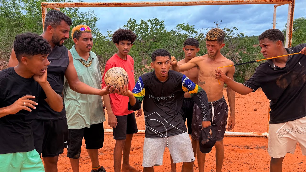 TIME DO BRUTINHO X TIME DO MARCÃO! - levou gol leva chicotada 