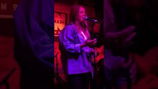 Danielle Bradbery performing "Hello Summer" at Hill Country BBQ in NYC. 11/29/17
