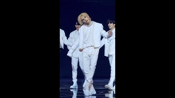 Hyunjin Thunderous Fancam at 2021 KBS Song Festival - 스트레이 키즈 현진 직캠 (‘소리꾼’) @ 2021 가요대축제