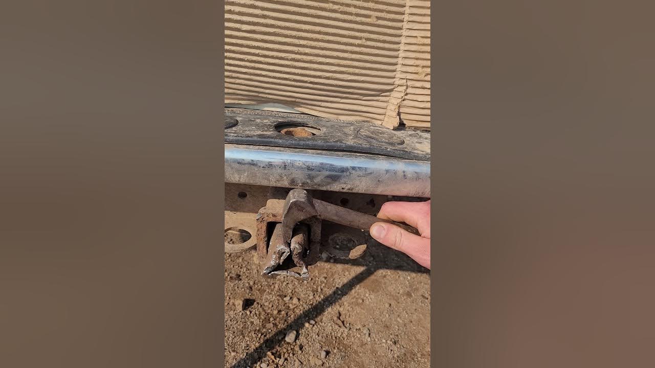 How to remove a stuck or frozen trailer hitch YouTube