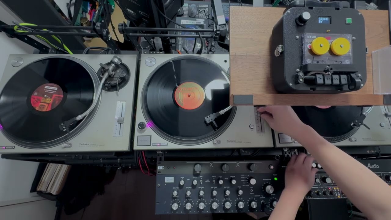 Deep House Vinyl DJ Mix | Late Night House Therapy | Low-End