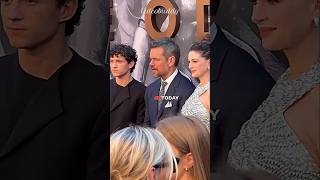 Matt Damon & Anne Hathaway & Tom Holland Ended the appearance with every camera still watching