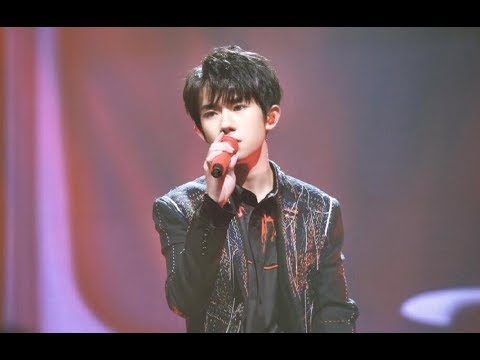 【TFBOYS四周年】易烊千玺深情演绎林俊杰《生生》 更加成熟的千式苏音 收音最佳的官方HD值得收藏【Jackson Yi YangQianXi】的副本