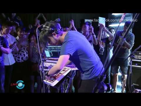 Live@G: เพลงนี้เกี่ยวกับความรัก - ABnormal LIVE STUDIO SESSION