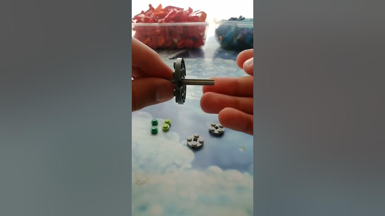 Волчок (Лего) - YouTube
